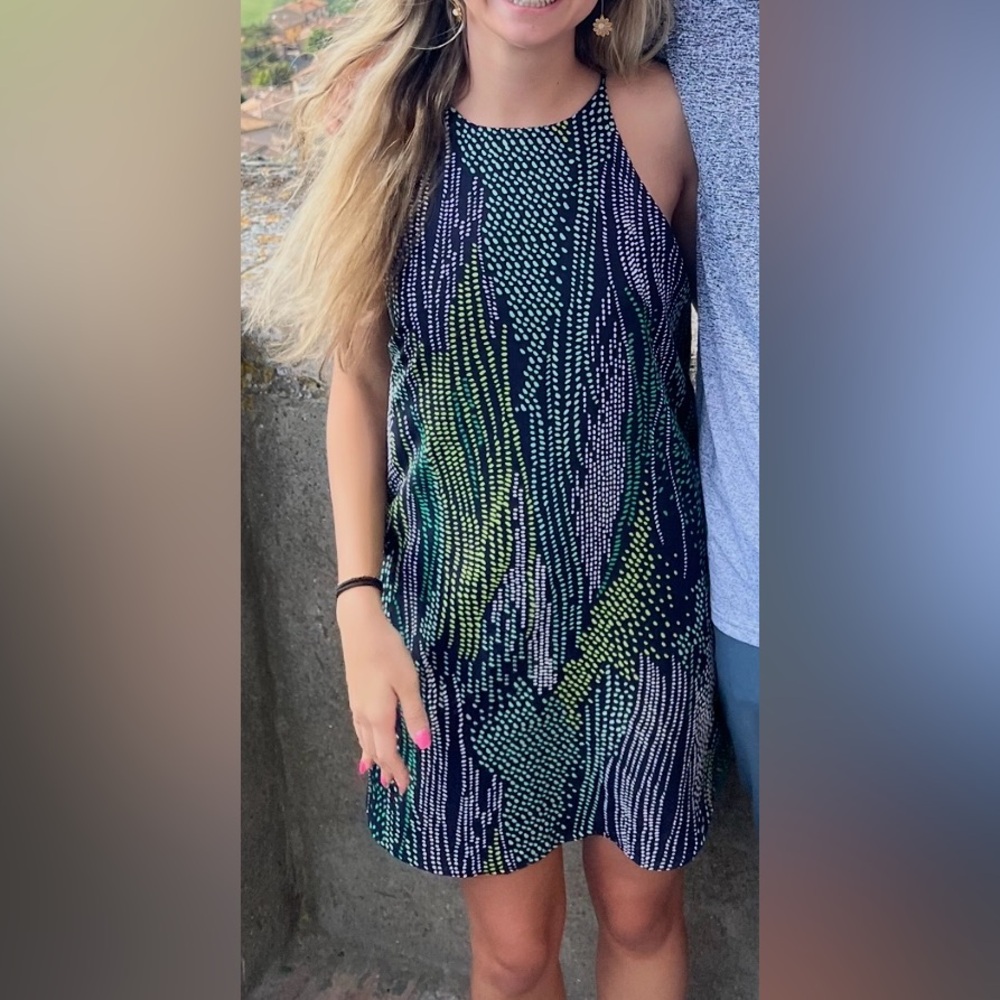 Elegant Black and Green Patterned Dress